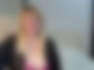 Live cam show with EmmaEllison - Striptease Granny on CamSodaAdn