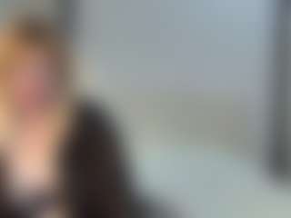 EmmaEllison's Live Sex Cam Show