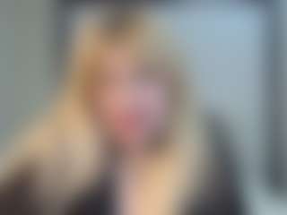 EmmaEllison's Live Sex Cam Show