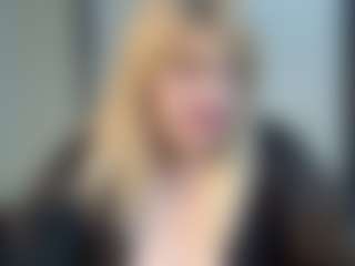 Live cam show with EmmaEllison - Mature on Hubzter Live