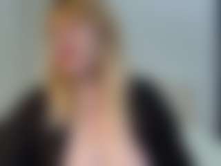 EmmaEllison's Live Sex Cam Show