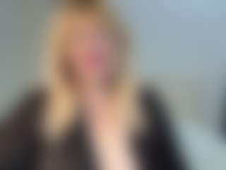 Live cam show with EmmaEllison - Granny Dildo on mypornchat.com
