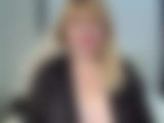 Live cam show with EmmaEllison - Granny BBW on Dare Cams