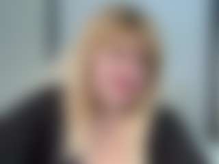 EmmaEllison's Live Sex Cam Show
