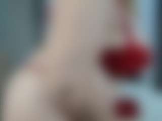 Live cam show with EmmaEllison - Granny Blonde Hair on Camsoda