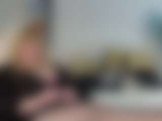 Live cam show with EmmaEllison - Granny Big Tits on SinfulBabes