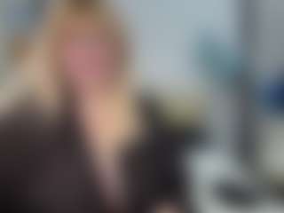 Live cam show with EmmaEllison - Hairy Pussy on Camsoda