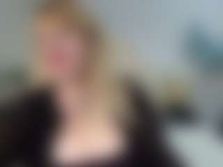 Live-camshow met EmmaEllison - Hairy Pussy MILF op Camsoda