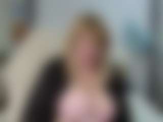 Live cam show with EmmaEllison - Granny BBW on Stripli.com