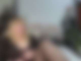 Live cam show with EmmaEllison - Striptease Granny on Camversity