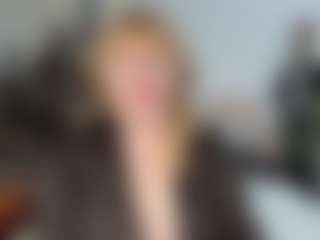 Live cam show with EmmaEllison - Granny Big Tits on CamSextacy