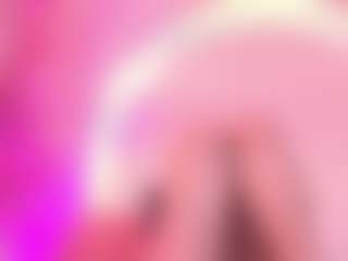Live cam show with clara-luuu - Glasses on SquirtSoMuch