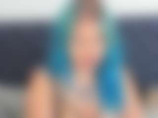 Live cam show with LunaBigTits - Facial on Camsoda
