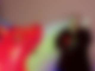 Live cam show with Mia - Cosplay on CamClone