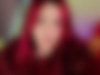 Live cam show with Mia - Cosplay Curvy on CamClone