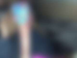 CelineReyys's Live Sex Cam Show