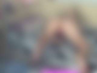 Live cam show with CelineReyys - Genital Piercings on WildCum