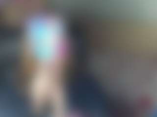 CelineReyys's Live Sex Cam Show