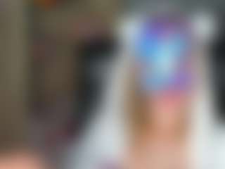 Live cam show with CelineReyys - Domination on Camming Site