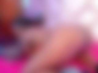 Live cam show with SophieSinclair - Black Blowjob on xfollow cams