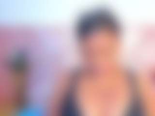 Live cam show with SophieSinclair - Big Clit on xDating