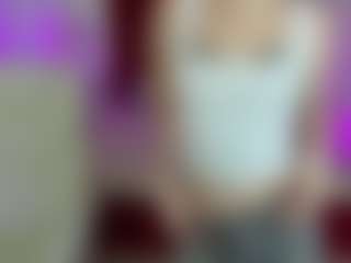 AlinaBlond's Live Sex Cam Show