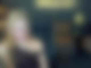 Live cam show with AlinaBlond - Green Eyes on Camsoda