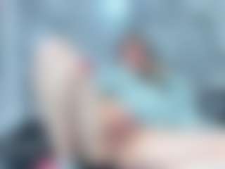 Live cam show with brittanyy20 - Green Eyes on Camsoda Late Night