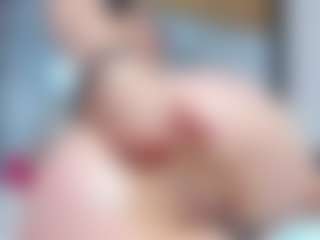 Live cam show with brittanyy20 - Facial Piercings on Camsoda
