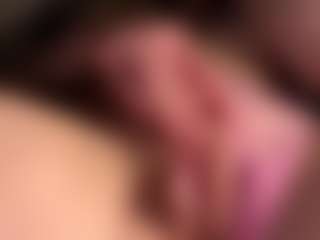 Live cam show with Scarleethot - Average on crypto-cams