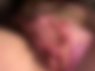 Live cam show with Scarleethot - Dildo Brown Hair on livesuperchat.net