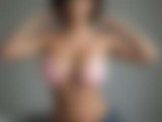 Alia Janine's Live Sex Cam Show