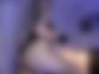 Live cam show with Ariaadna - Hairy on Uber Horny