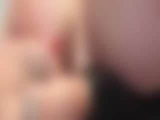 roxannebebe's Live Sex Cam Show
