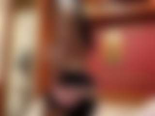 Live cam show with KarolineCockett - Spank on Cam Slut