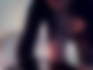 Live cam show with Vikki-Merlin - Pegging on madthumbs