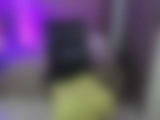 Live cam show with ashleyprg2 - Curvy Middle Aged on AdultVida.com