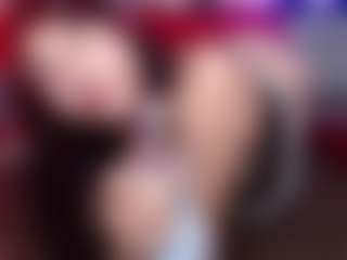 Live cam show with LunaBloom2 - Red Hair Teen (18+) on xDating