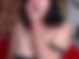 LunaBloom2's Live Sex Cam Show