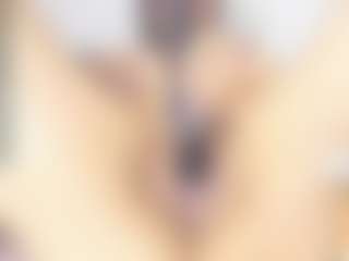 Live cam show with lunna-lust - Athletic Brown Eyes on testsause.com