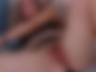 Live cam show with MyApril - Facial on Camsoda