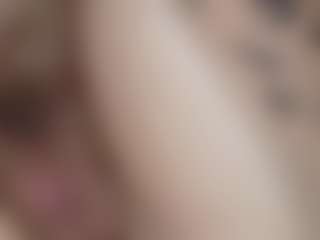 Live cam show with MyApril - Facial on liverealitysex.com