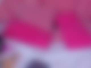 Live cam show with MyApril - Hairy Pussy on xplaylive.com
