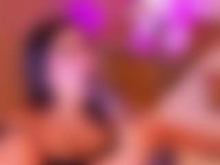 Live cam show with Danna - Dildo Or Vibrator on StripNow