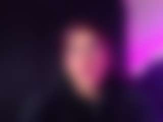 Live-Cam-Show mit MarianCristal - No Smoking auf Camsoda
