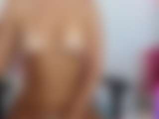 sweetnsassydee's Live Sex Cam Show
