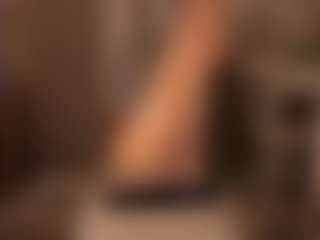 Live cam show with Annie - Blonde Hair on Milfs Live