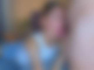 Live cam show with Kristi_Wolf - Small Tits on StripNow