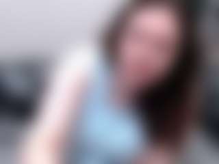 Live cam show with HellenMiller - Green Eyes on madthumbs