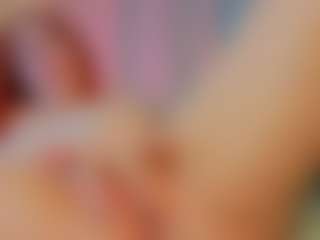 Live cam show with Elsiee - Bikini on realtime-chat